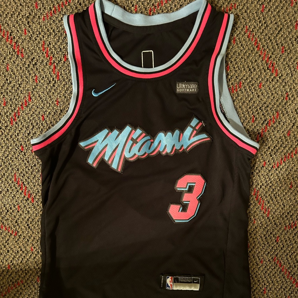 Miami Heat # 3 Dwayne Wade The Flash Urban